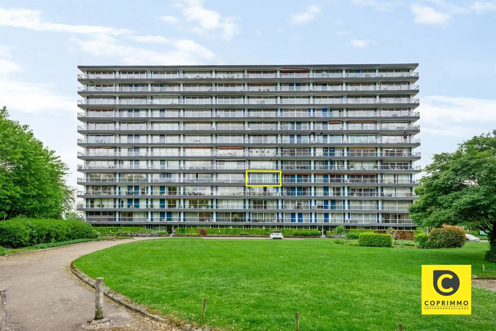 Prachtig gerenoveerd 2 slpk app met airco en 2 terrassen! foto 12