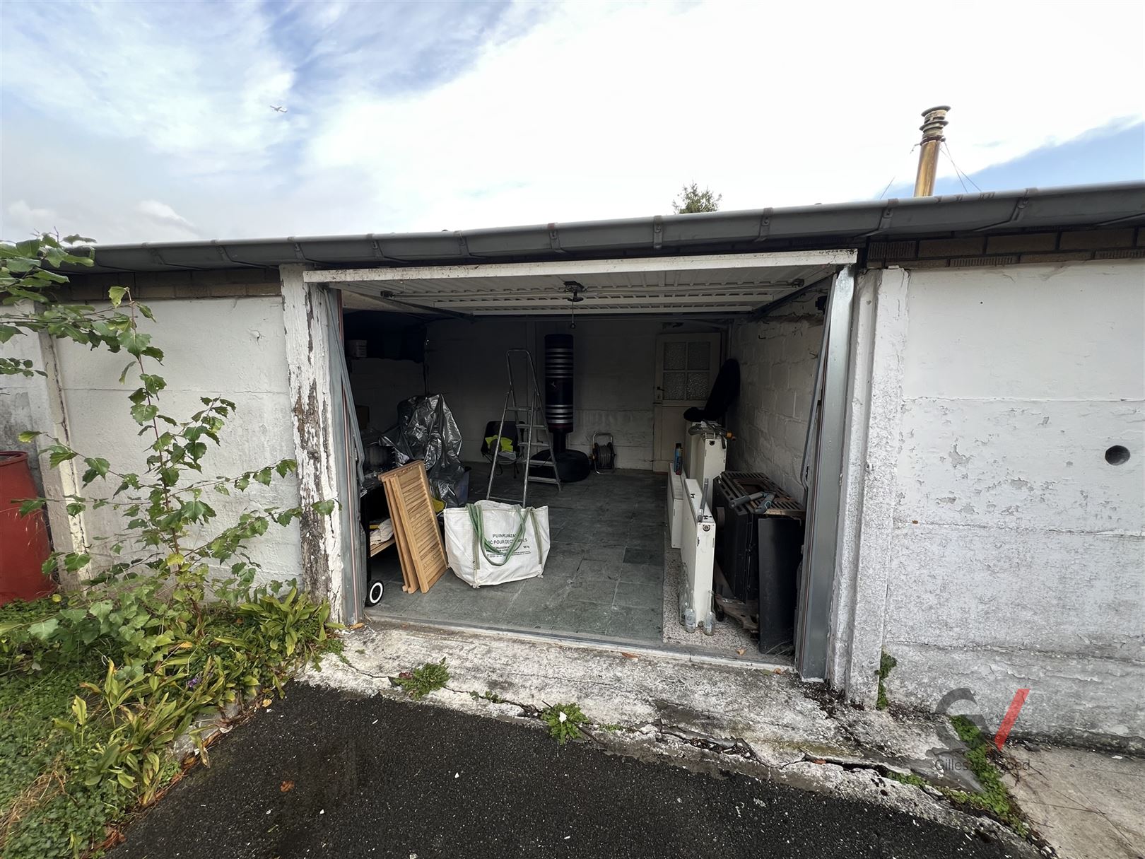 Te renoveren woning foto 12