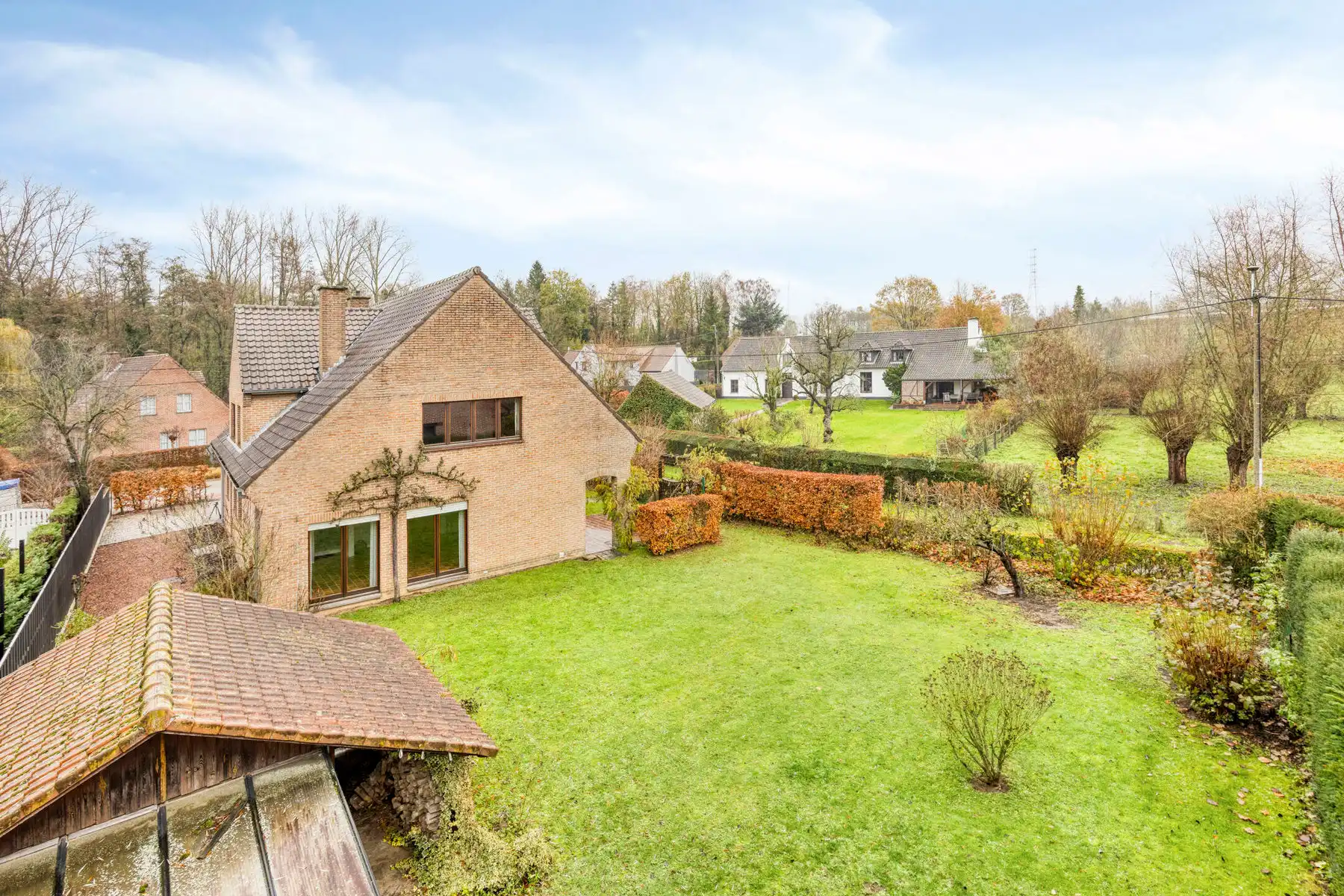 Karaktervolle villa op Toplocatie te Wambeek foto 30