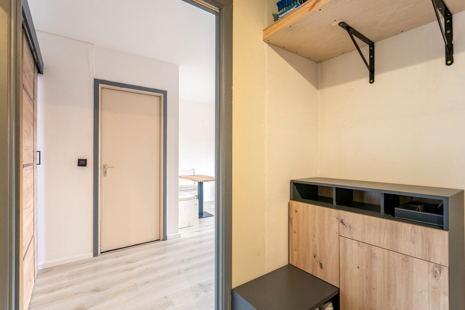 Gunstig gelegen studio met 1 SLPK foto 3