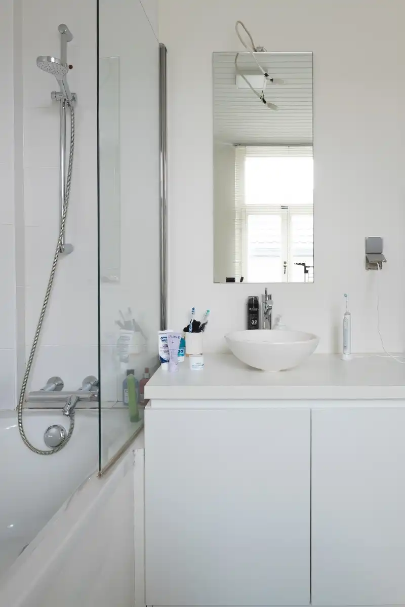 Charmante stadswoning met karakter en veel licht nabij het water in Gent foto 15