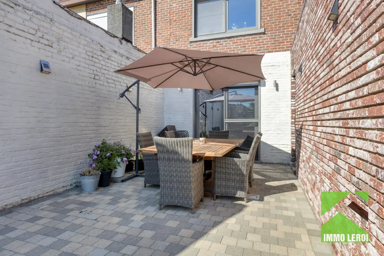 Instapklare gezinswoning met 3 slaapkamers, zwembad en energiezuinige technieken foto 22