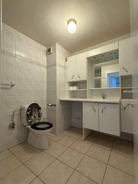 Tof en instapklaar appartement met terras nabij Houthalen-centrum foto 5