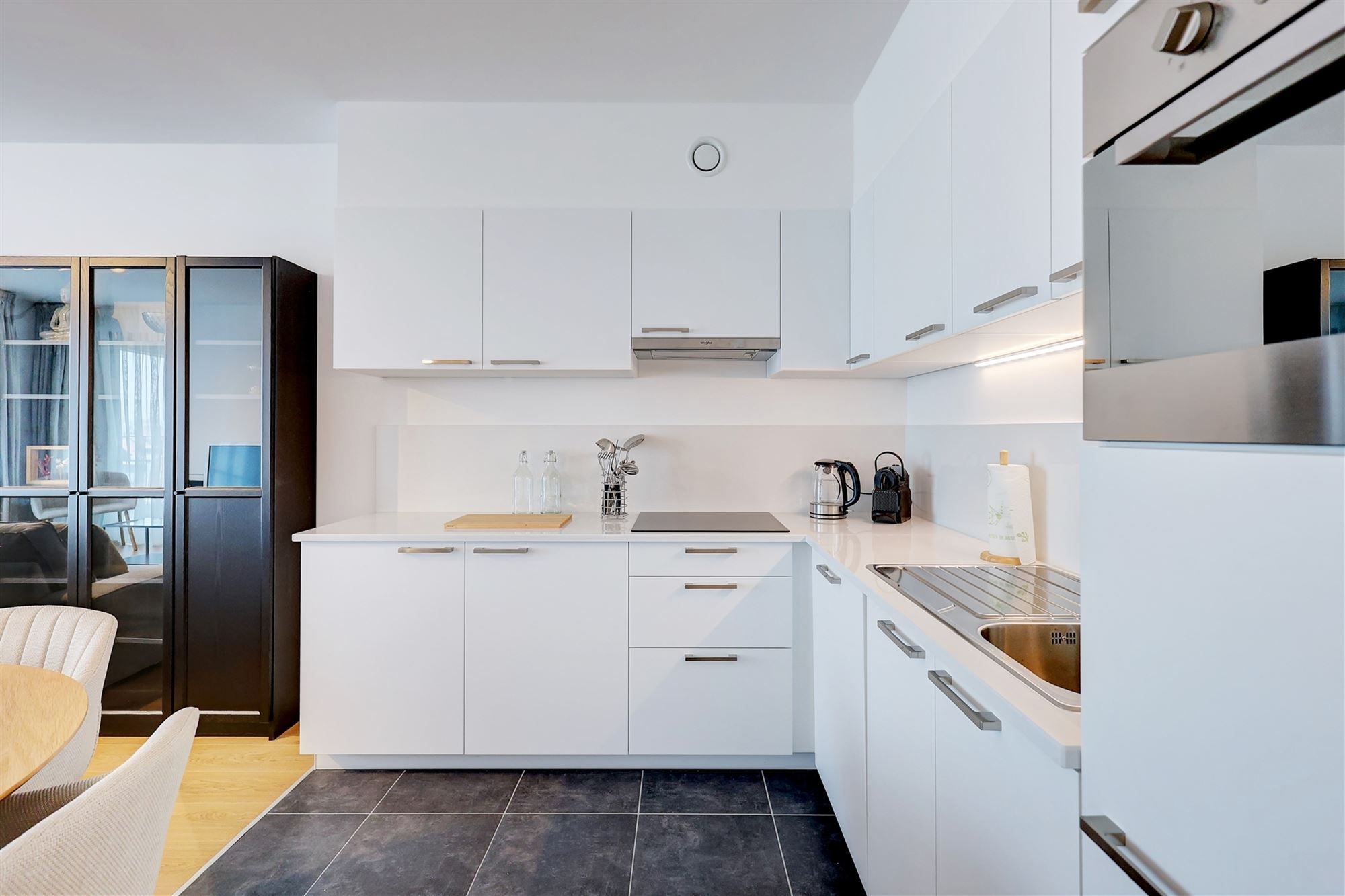 Nieuw gemeubeld appartement met 3 slaapkamers en 3 badkamers Antwerpen foto 7