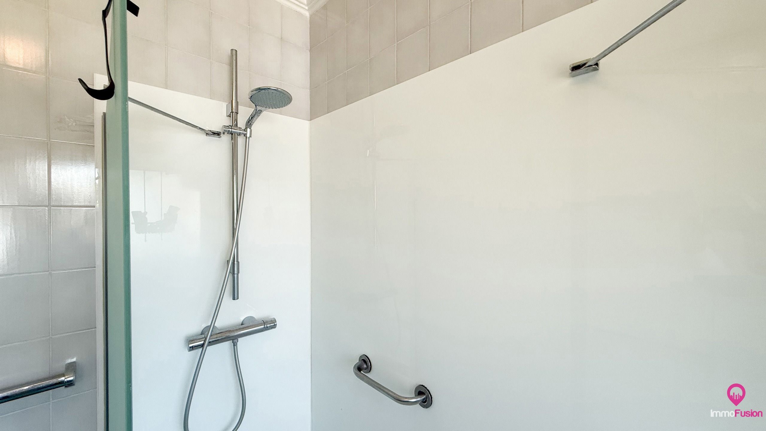 Open woning met bijgebouw van 60m² en 3 slpks op 8a36ca! foto 18