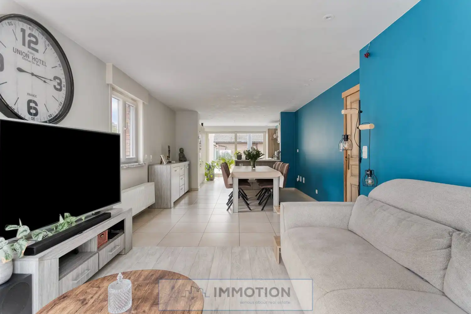 Instapklare halfopen woning op rustige ligging in Wevelgem - Kijkdagen met biedmoment op 4 en 5 september foto 4