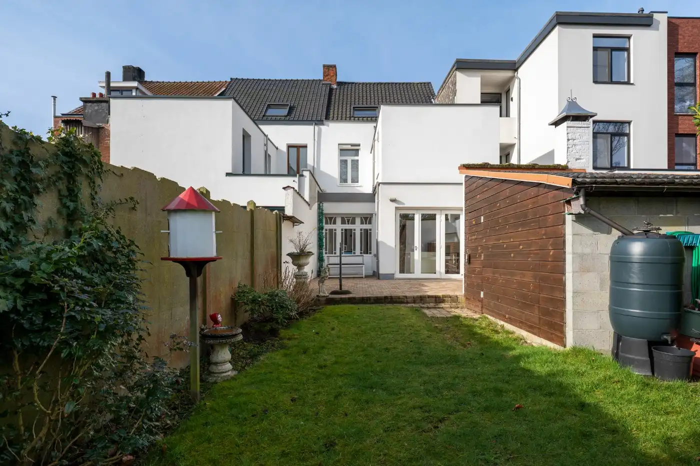 Prachtig gerenoveerde, authentieke woning met 4 slpk. en tuin foto 33