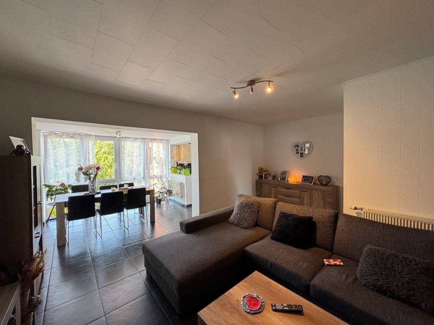 een instapklaar appartement met  2 SLPK. op VERD. 2 foto 2