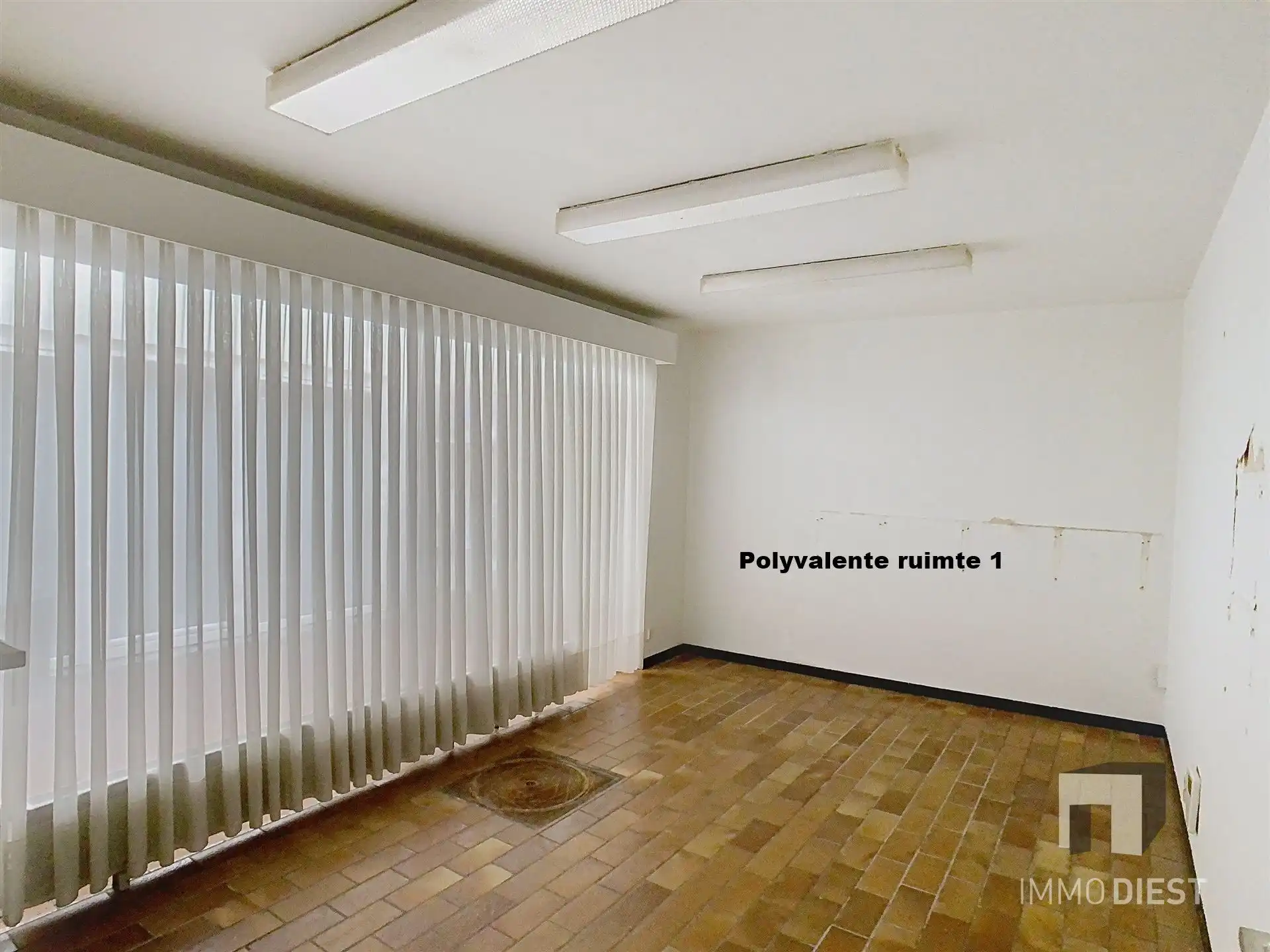 Handelspand - Kantoor van 124m2 foto 12