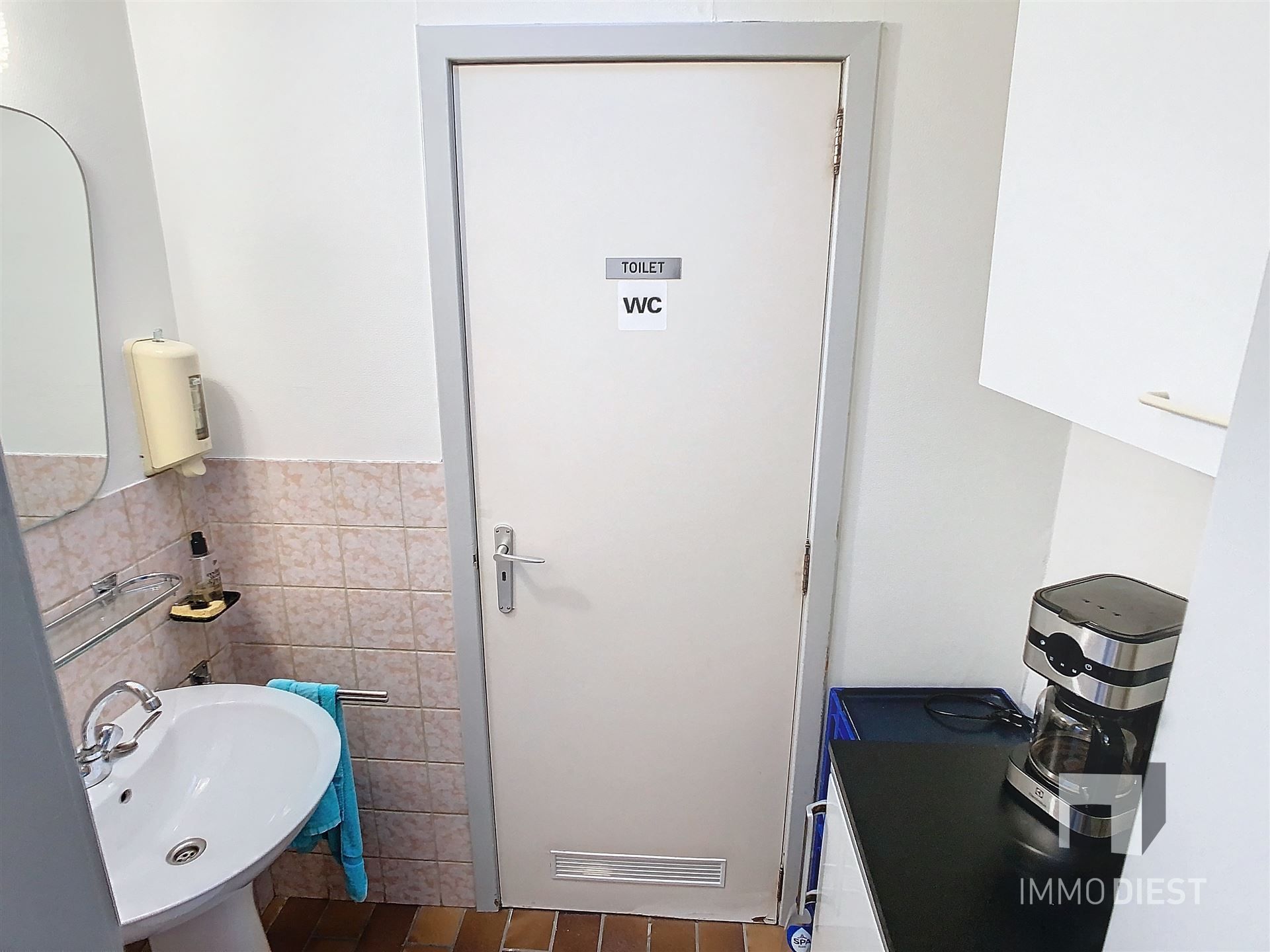 Handelspand - Kantoor van 124m2 foto 12