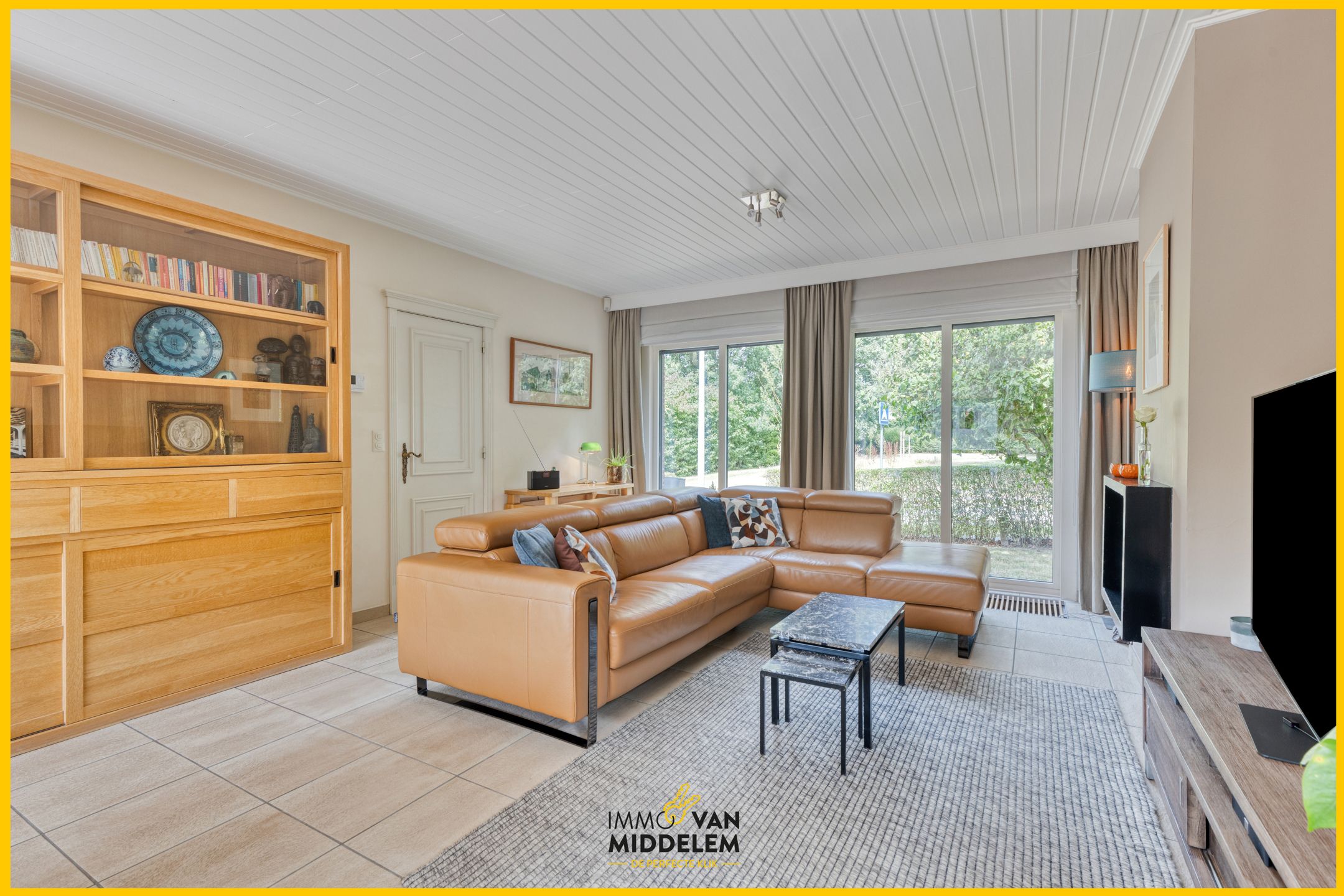 INSTAPKLARE WONING MET 3 KAMERS, BUREAU, TUIN EN GARAGE foto 3