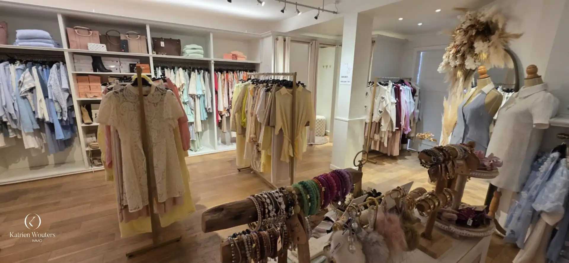 Gunstig gelegen opbrengsteigendom met 4 eenheden foto 7