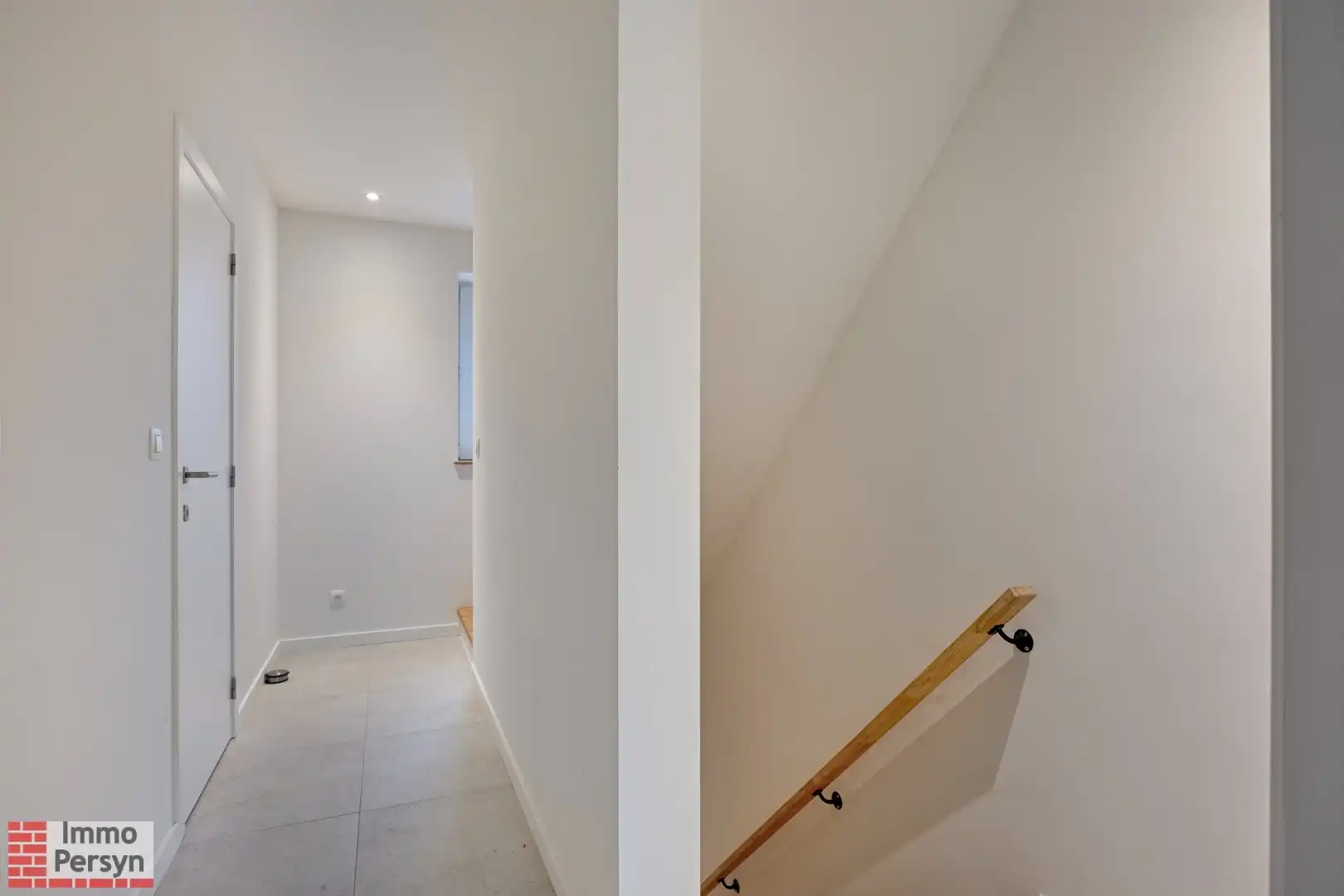 Moderne gezinswoning met 3 slaapkamers en gezellige tuin foto 9