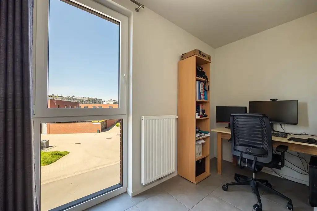 Recent appartement met groen zicht en P foto 16