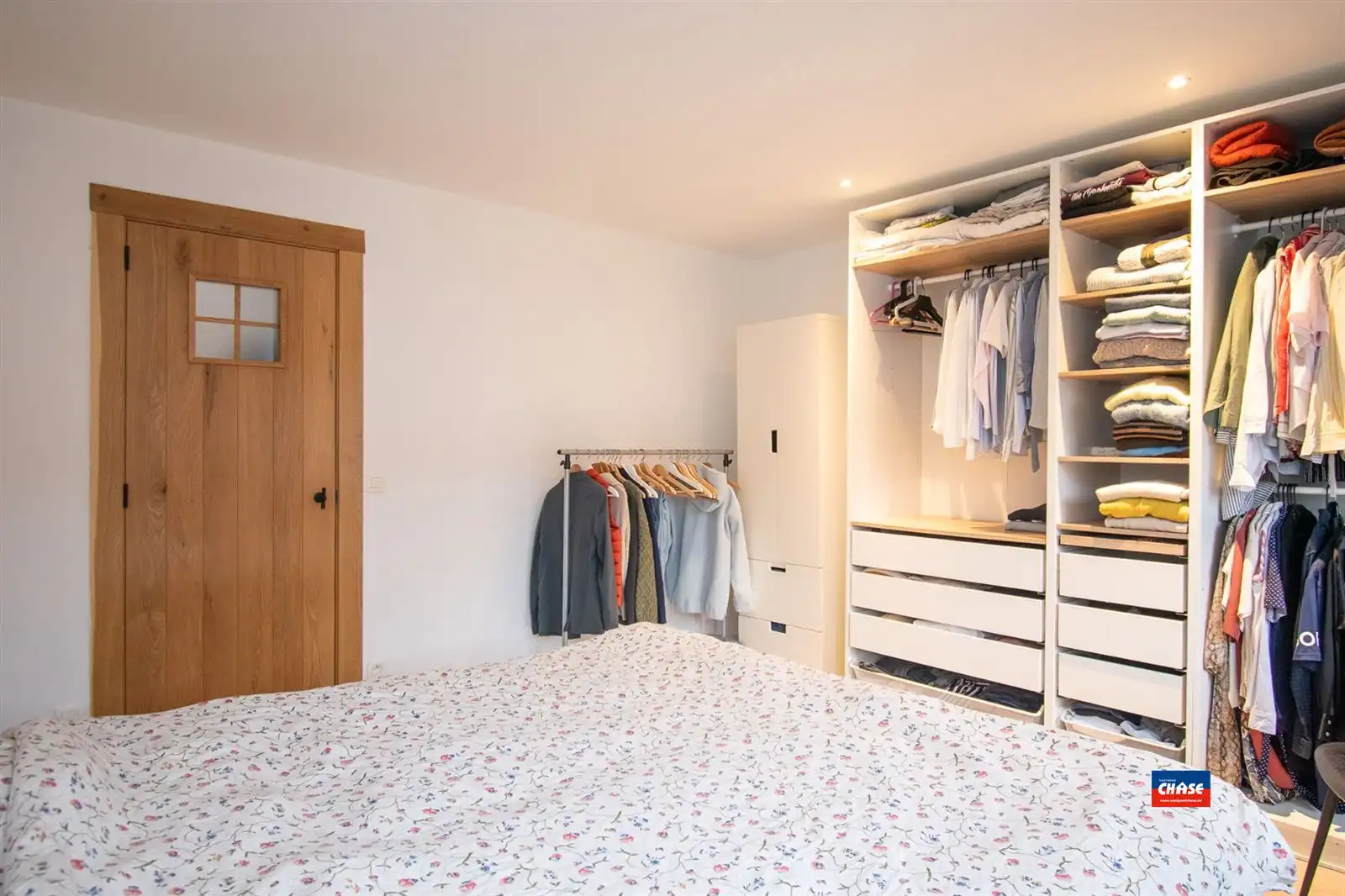 Gerenoveerde gezinswoning foto 15