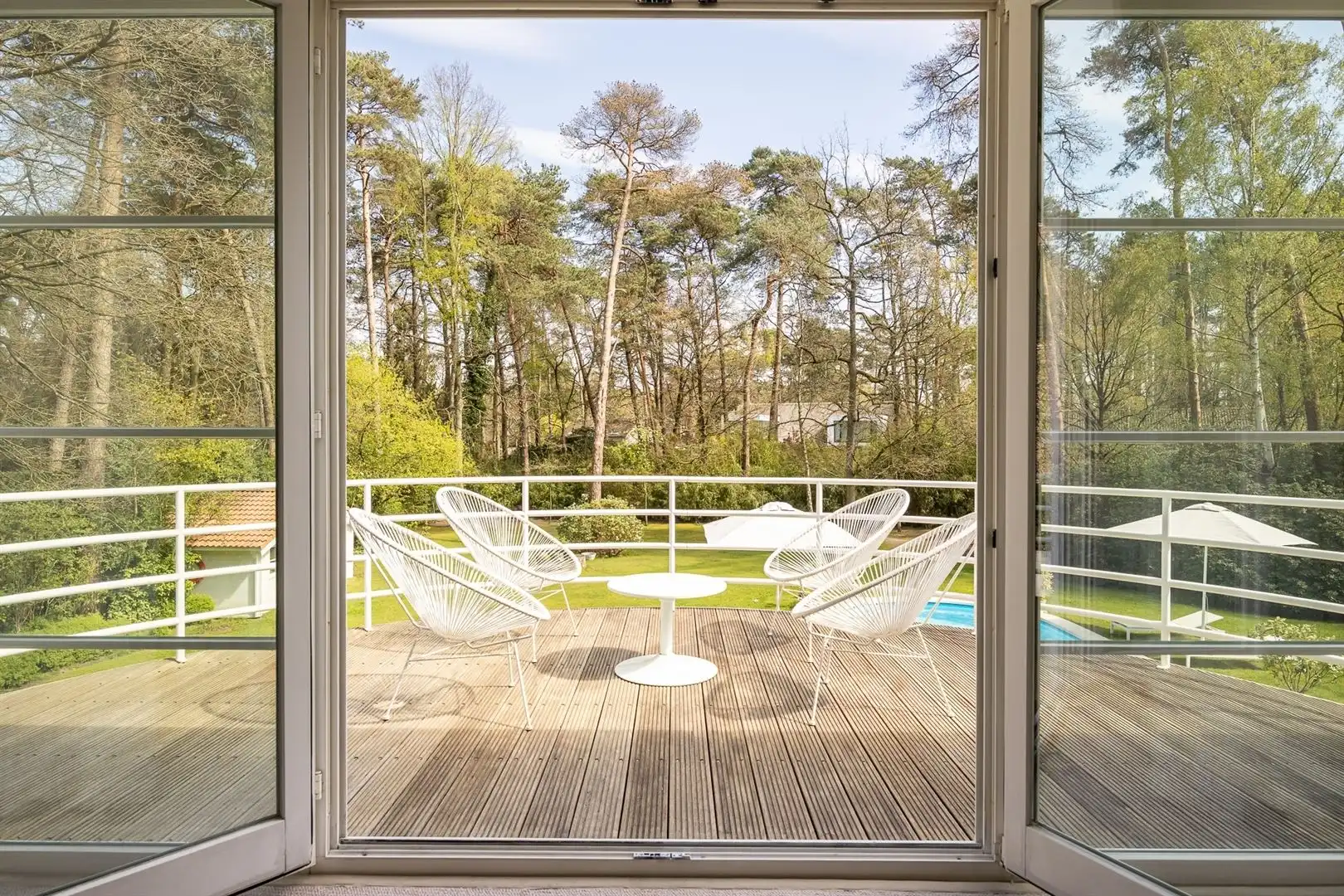 Exclusieve architectenvilla met zwembad in de prestigieuze Bellemondwijk foto 13