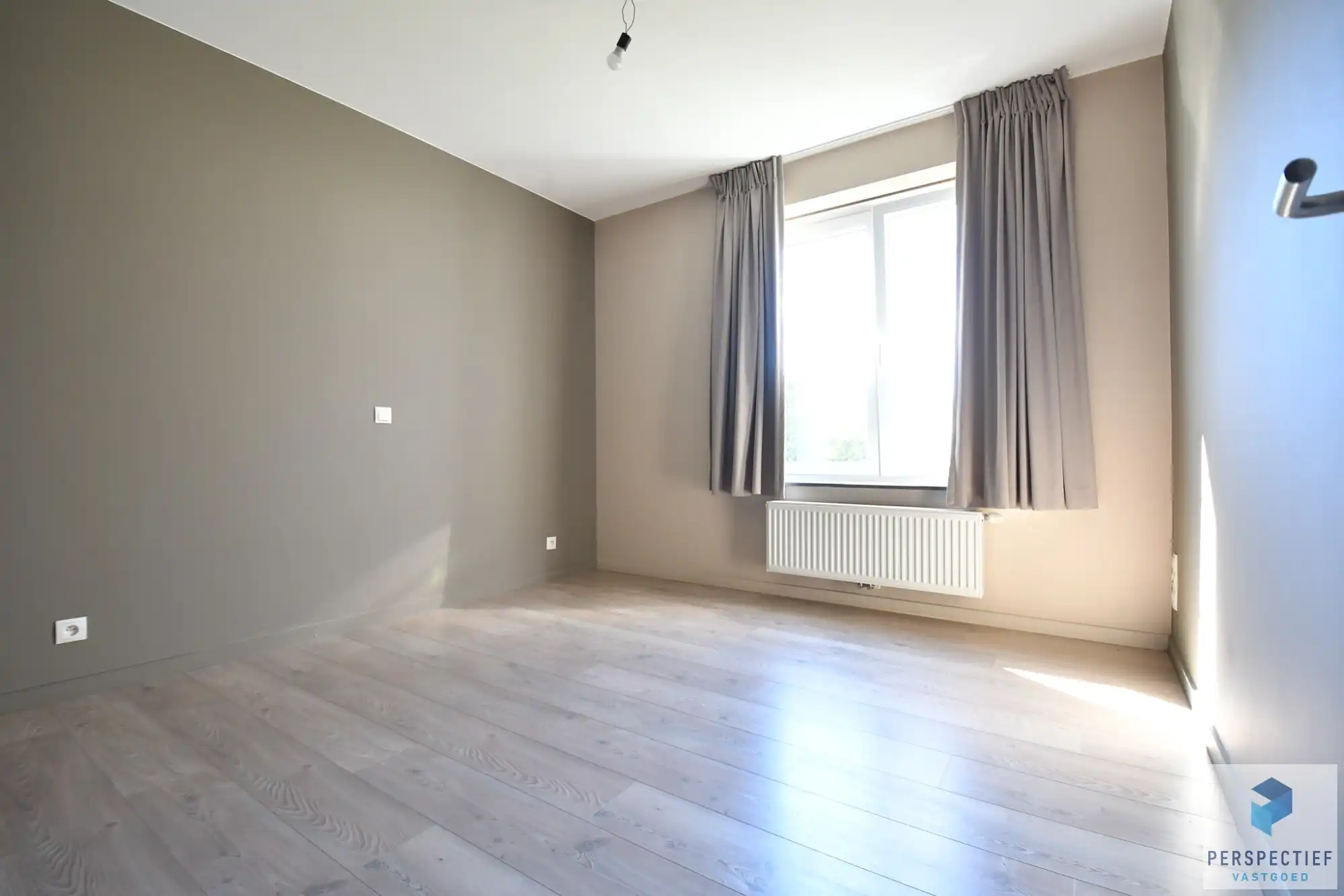 BEZOEKMOMENT ZATERDAG 28/03 VAN 9U TOT 10U30 | Volledig afgewerkt nieuwbouw gelijkvloers appartement met tuin, berging en garage foto 9