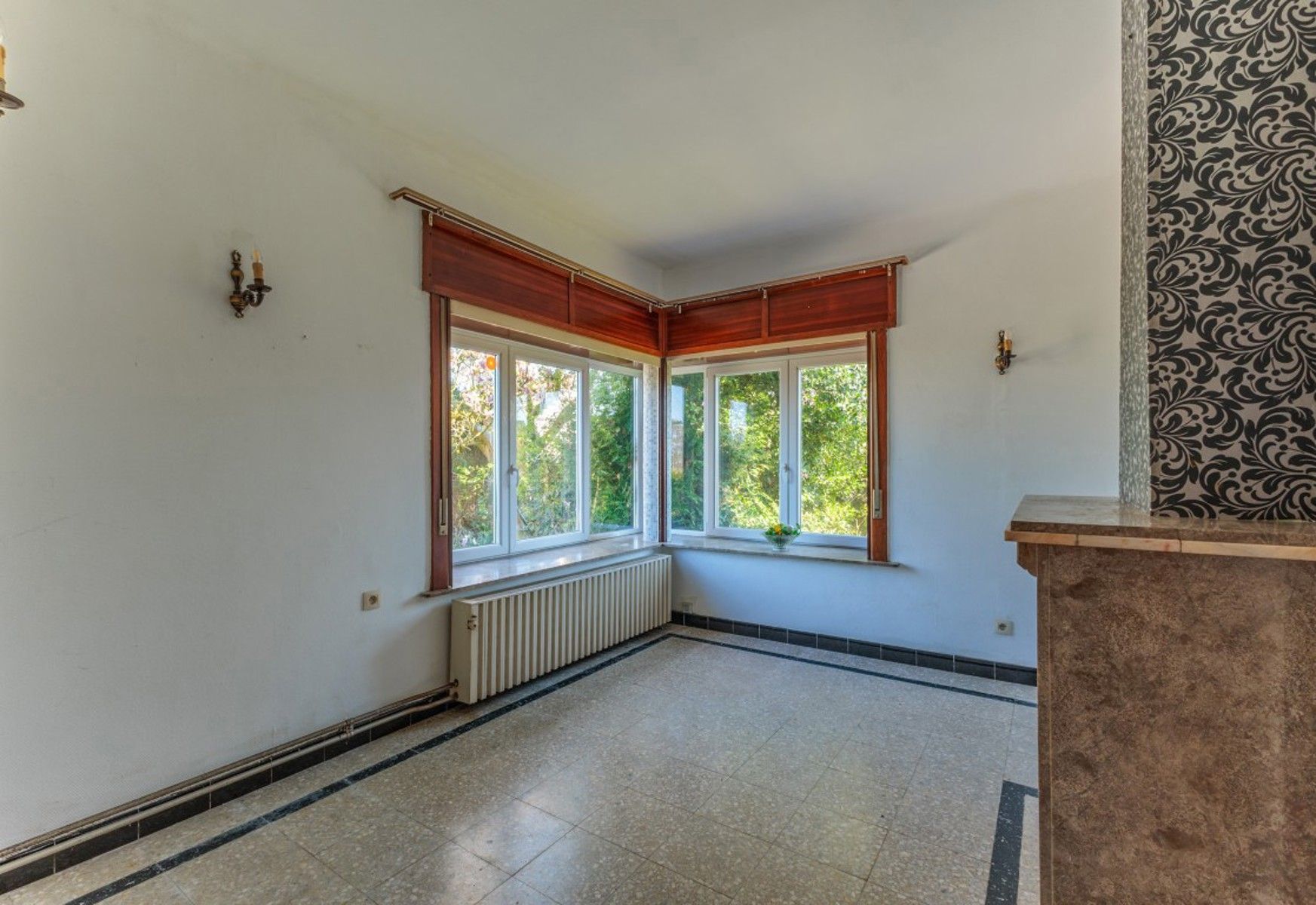 Ruime villa met 5 slaapkamers en zwembad foto 20