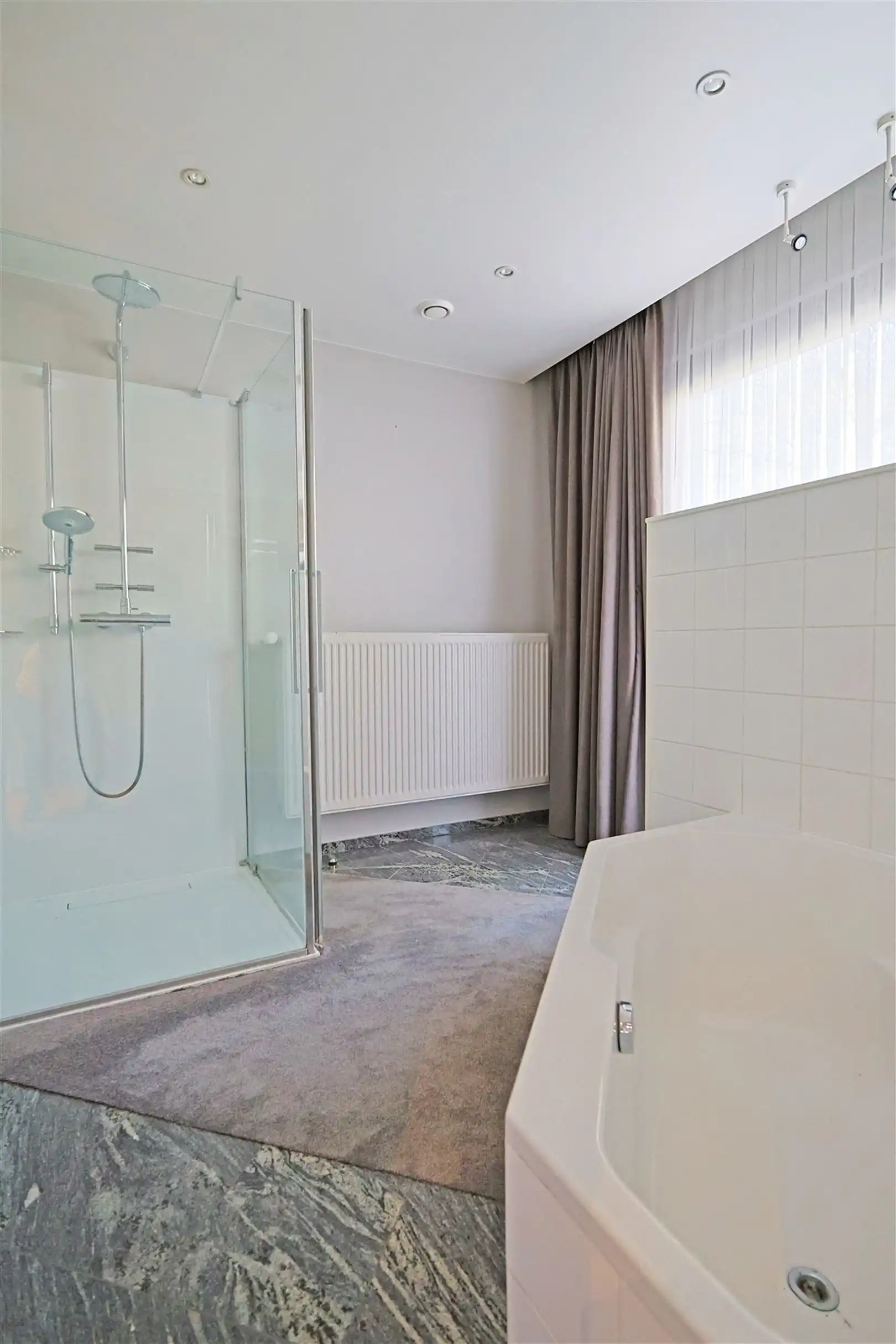 Tijdloze villa op goed bereikbare locatie foto 14