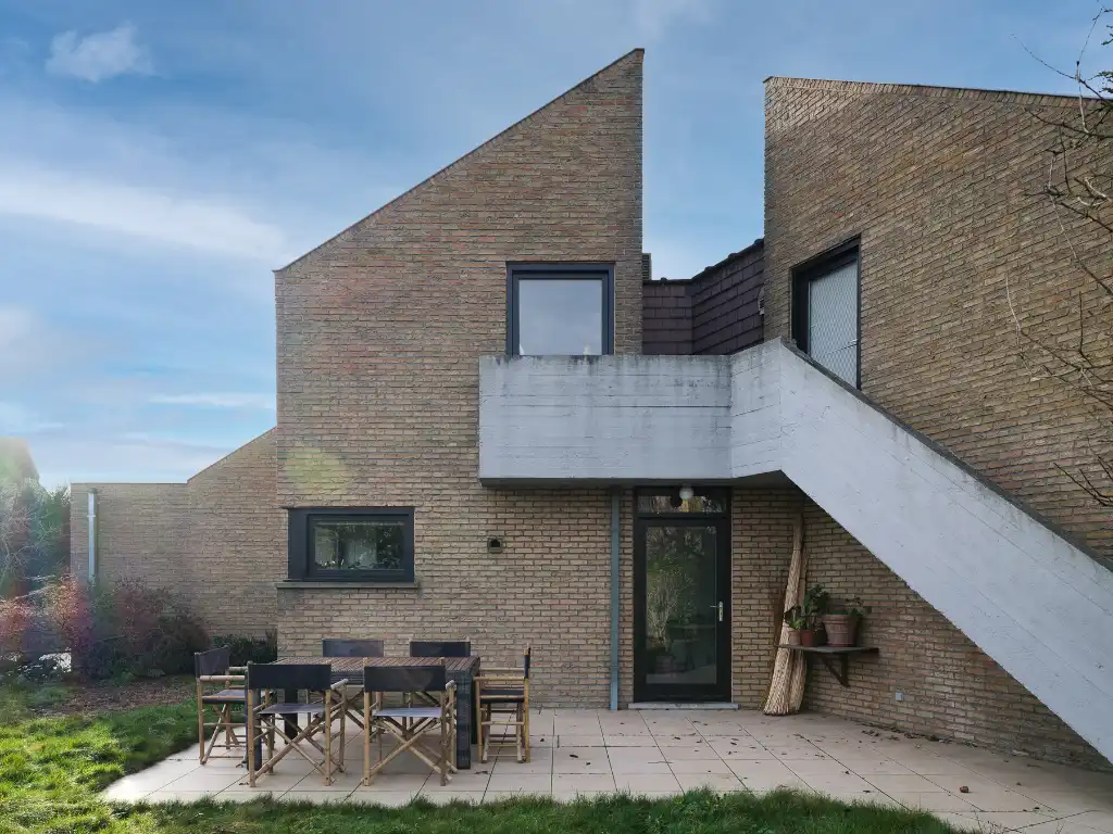 Brutalistische woning ‘Haerick’, gebouwd in 1976 naar ontwerp van architecten Xavier De Wulf en Johan De Vos. foto 22