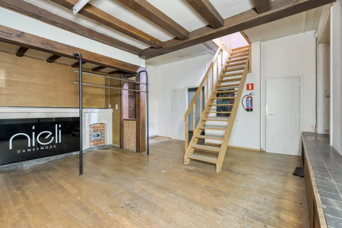 Handelspand in Korte Steenstraat 14 tijdelijk te huur via Kortrijk Zaait foto 7