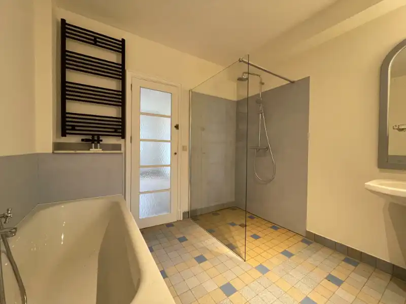 Uniek en hoogwaardig afgewerkt appartement tussen UZ en Sint-Pietersstation foto 12