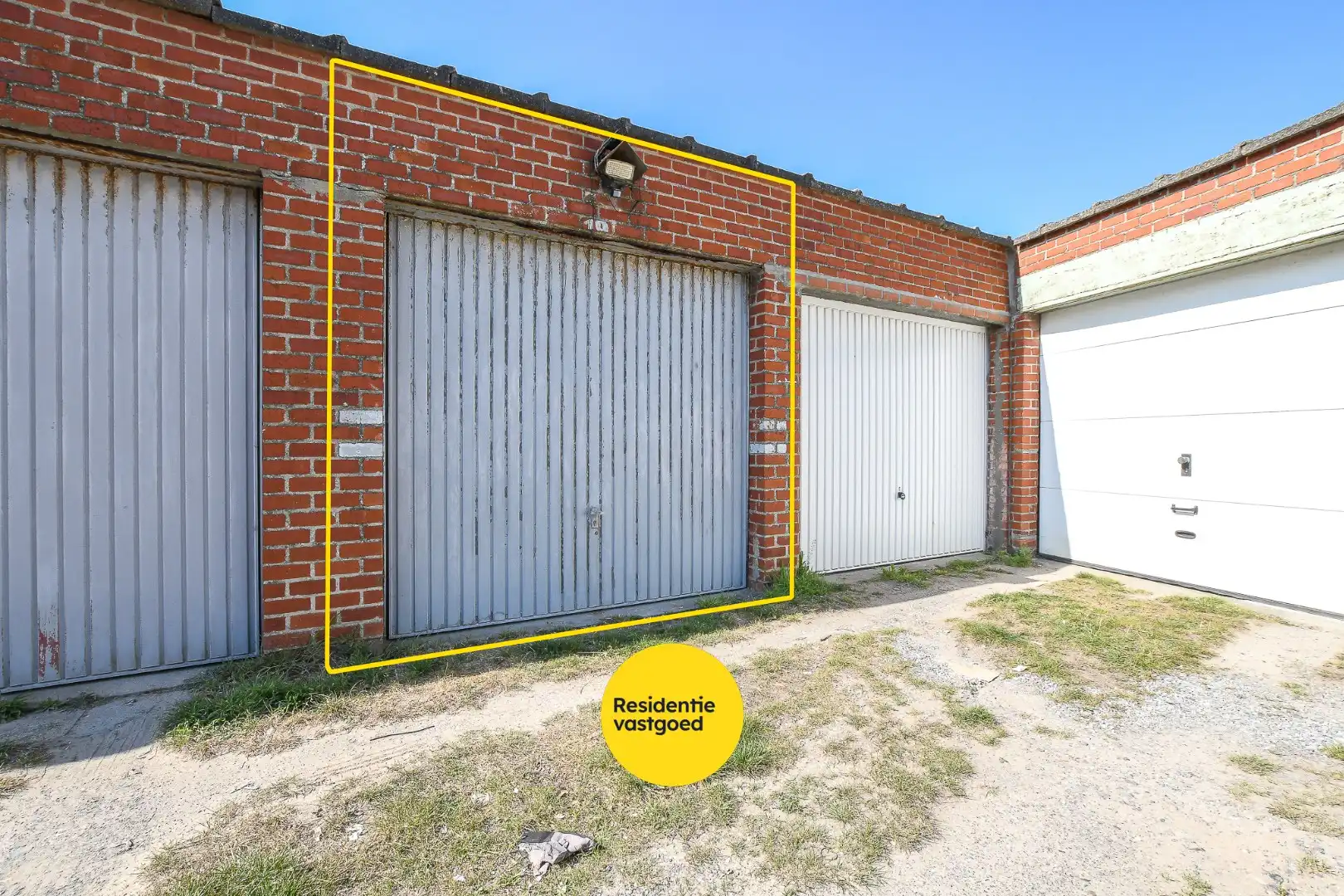 Te koop: garage in de Nuytemanslaan, Blankenberge! foto {{pictureIndex}}