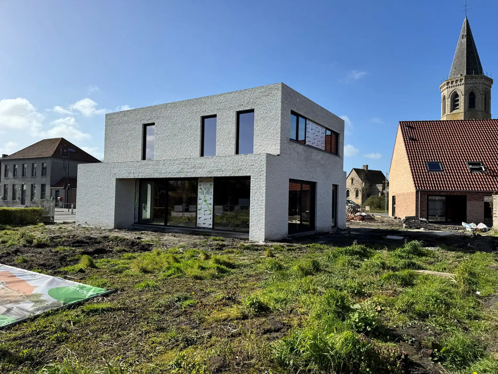 Alleenstaande nieuwbouwwoning met 3 slaapkamers en tuin te Koekelare foto 6