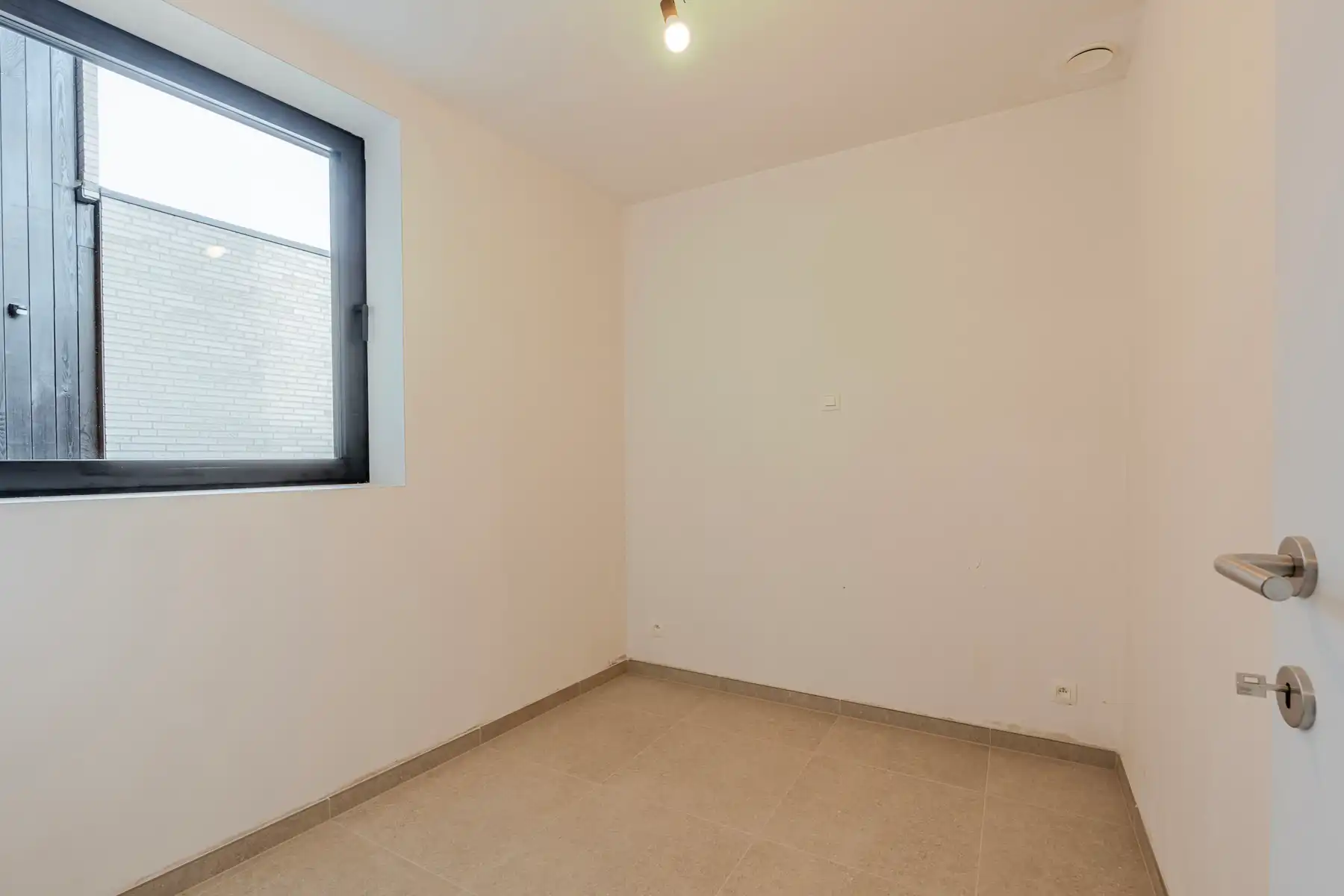 Nieuw appartement 2 slaapkamers foto 11