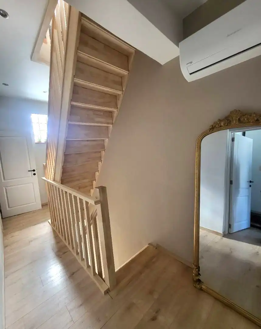 Volledig gerenoveerde woning...properder dan een apotheek... foto 11