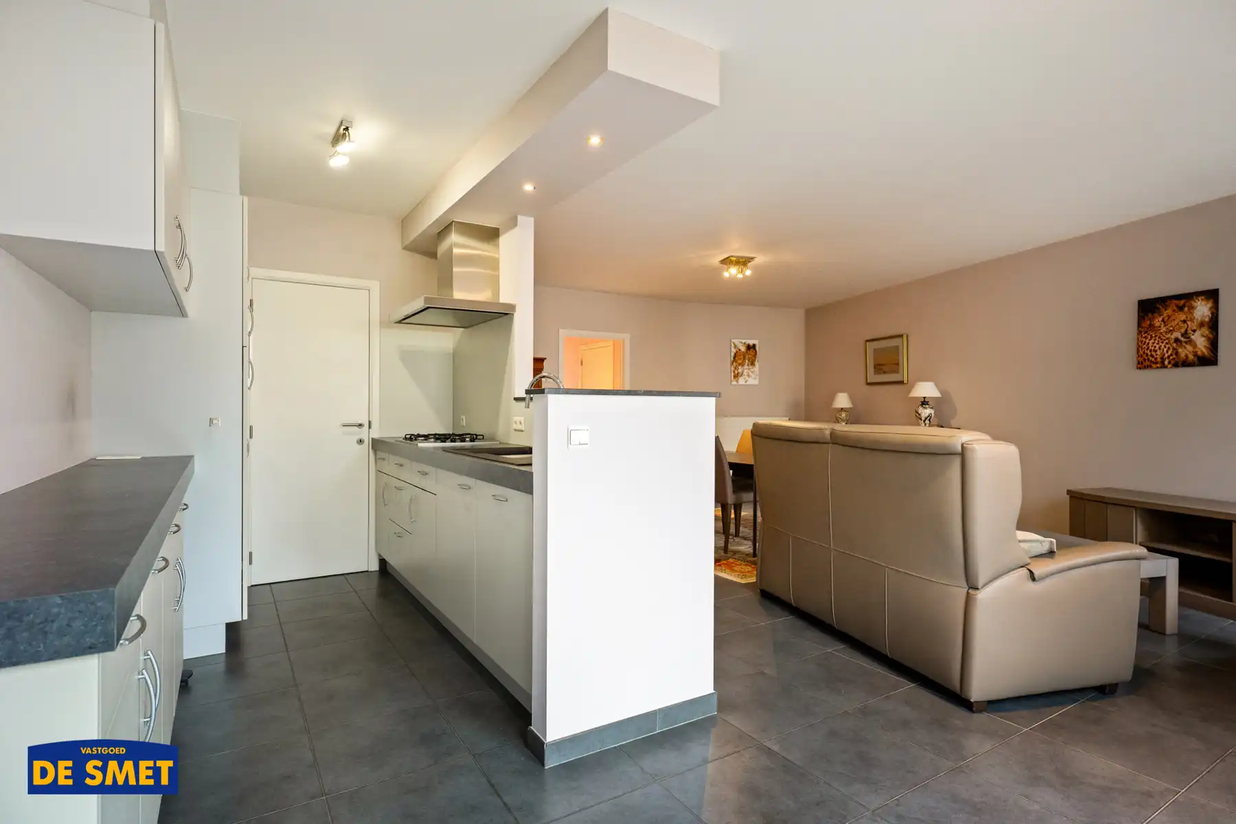 Gelijkvloers appartement met tuin, autostaanplaats én kelder foto 7