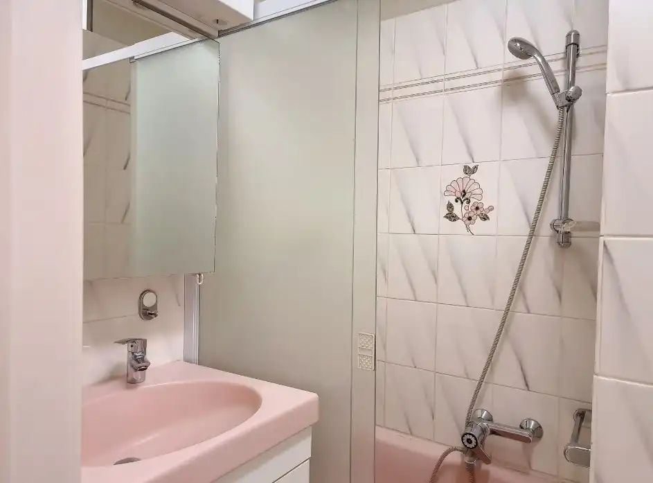 Gezellig 1-slaapkamerappartement met potentieel in Raversijde foto 4