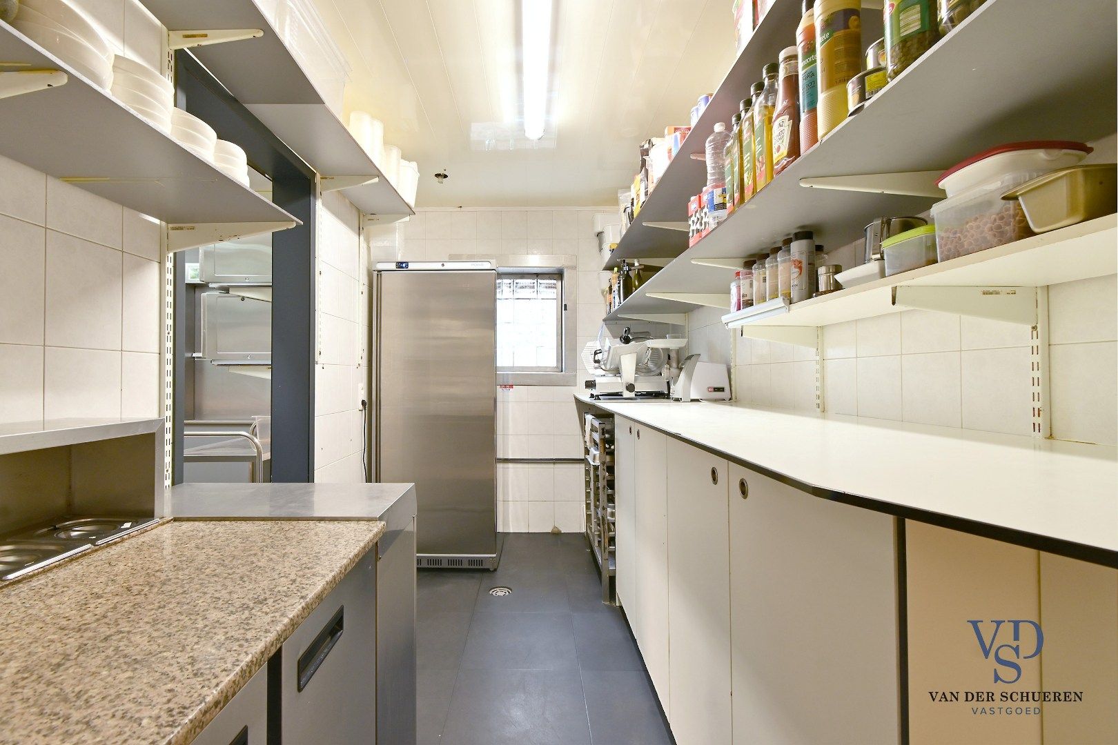 Multi-functionele eigendom op topligging. foto 17