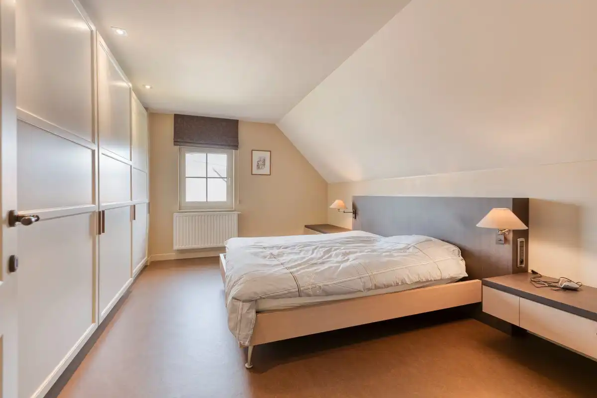 Ruime villa met prachtig aangelegde tuin in een rustige omgeving foto 16