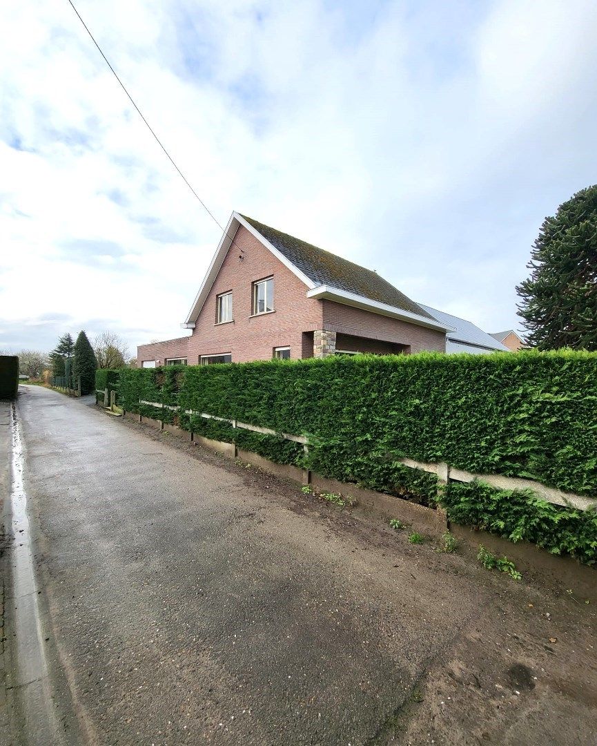 Hoofdfoto van de publicatie: Bungalow met extra verdieping.