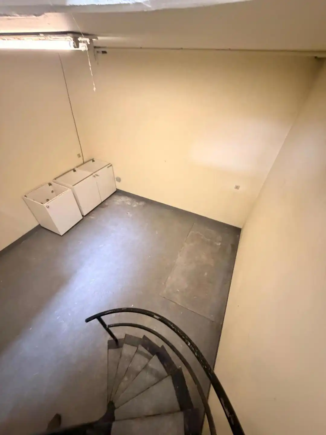 Gelijkvloers kantoor 104 m² te huur in Merksem   foto 6