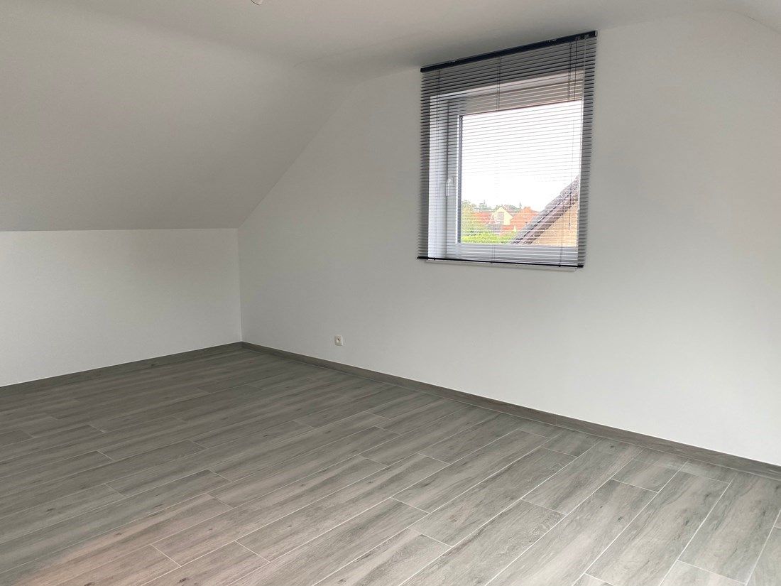Moderne nieuwbouwwoning  net buiten het centrum van Zolder foto 17