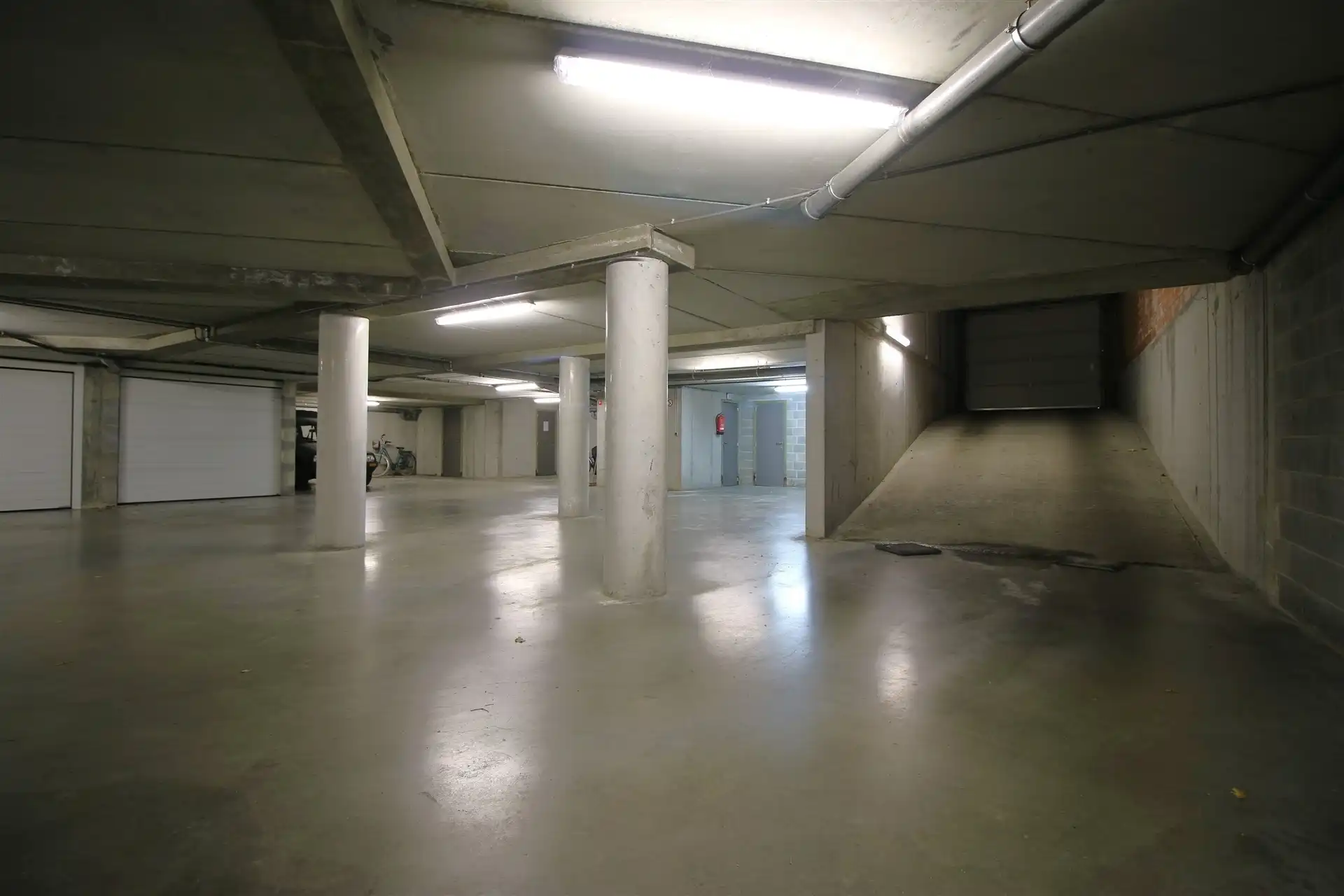 Vernieuwd éénkamerappartement in centrum Sint-Jozef foto 18