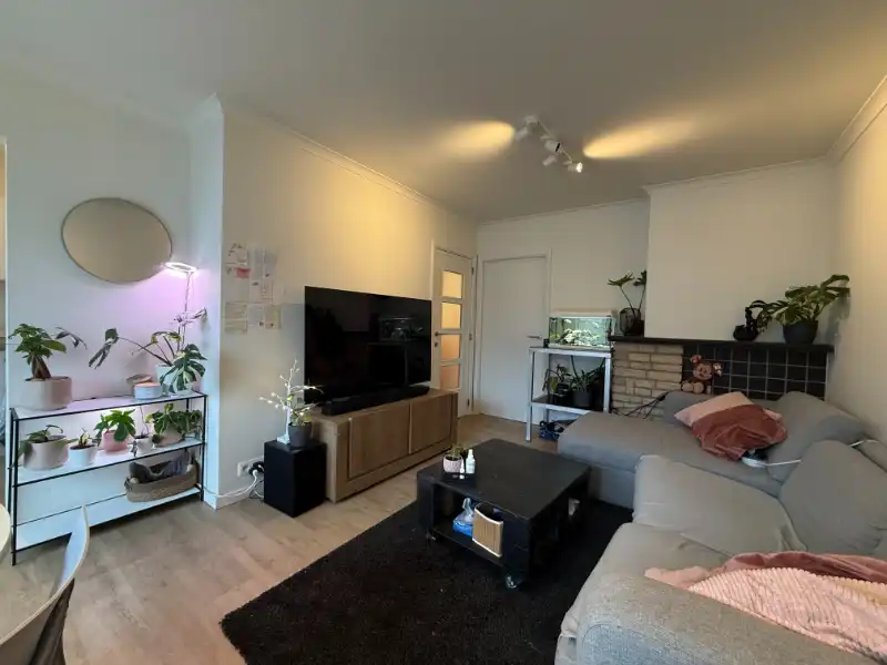 Gerenoveerd appartement op toplocatie nabij station en ziekenhuis (campus Temse) foto 4