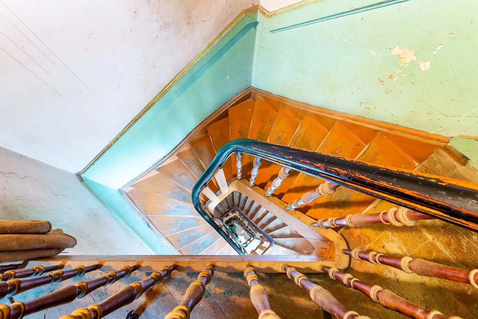 Te renoveren hoekwoning met garage foto 10