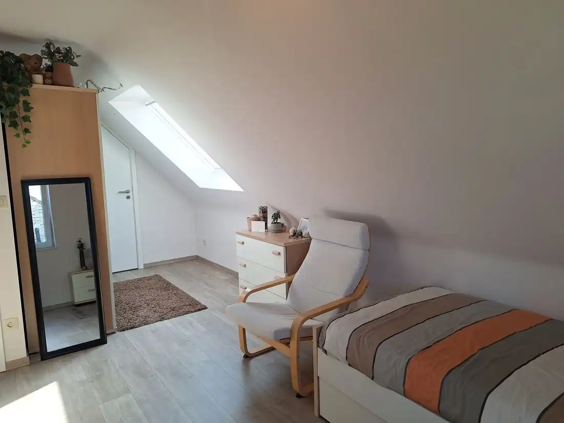 Recente vrijstaande woning te Zonhoven foto 9