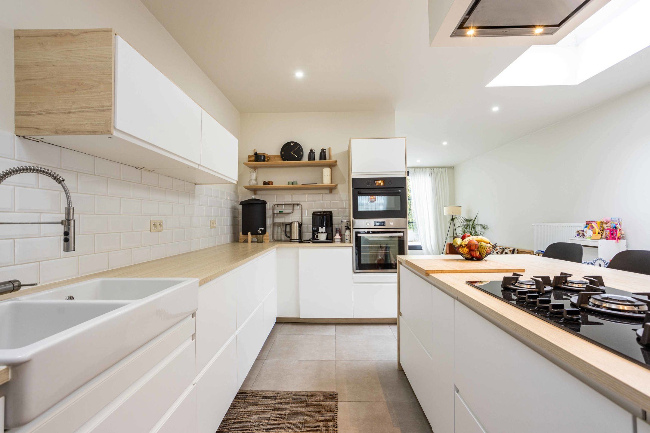 Volledig gerenoveerde, stijlvolle ruime woning foto 8