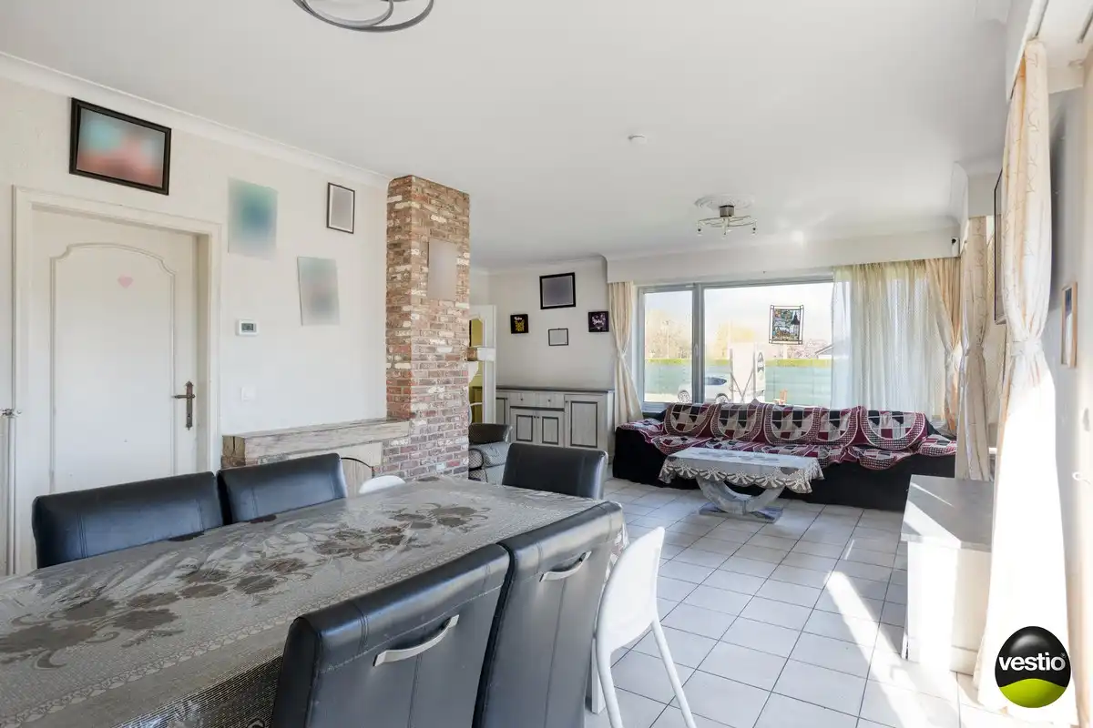 RUIME OPEN BEBOUWING (OB) MET 3 SLAAPKAMERS, GARAGE EN KELDER OP HOEKPERCEEEL VAN 6A67CA. foto 16