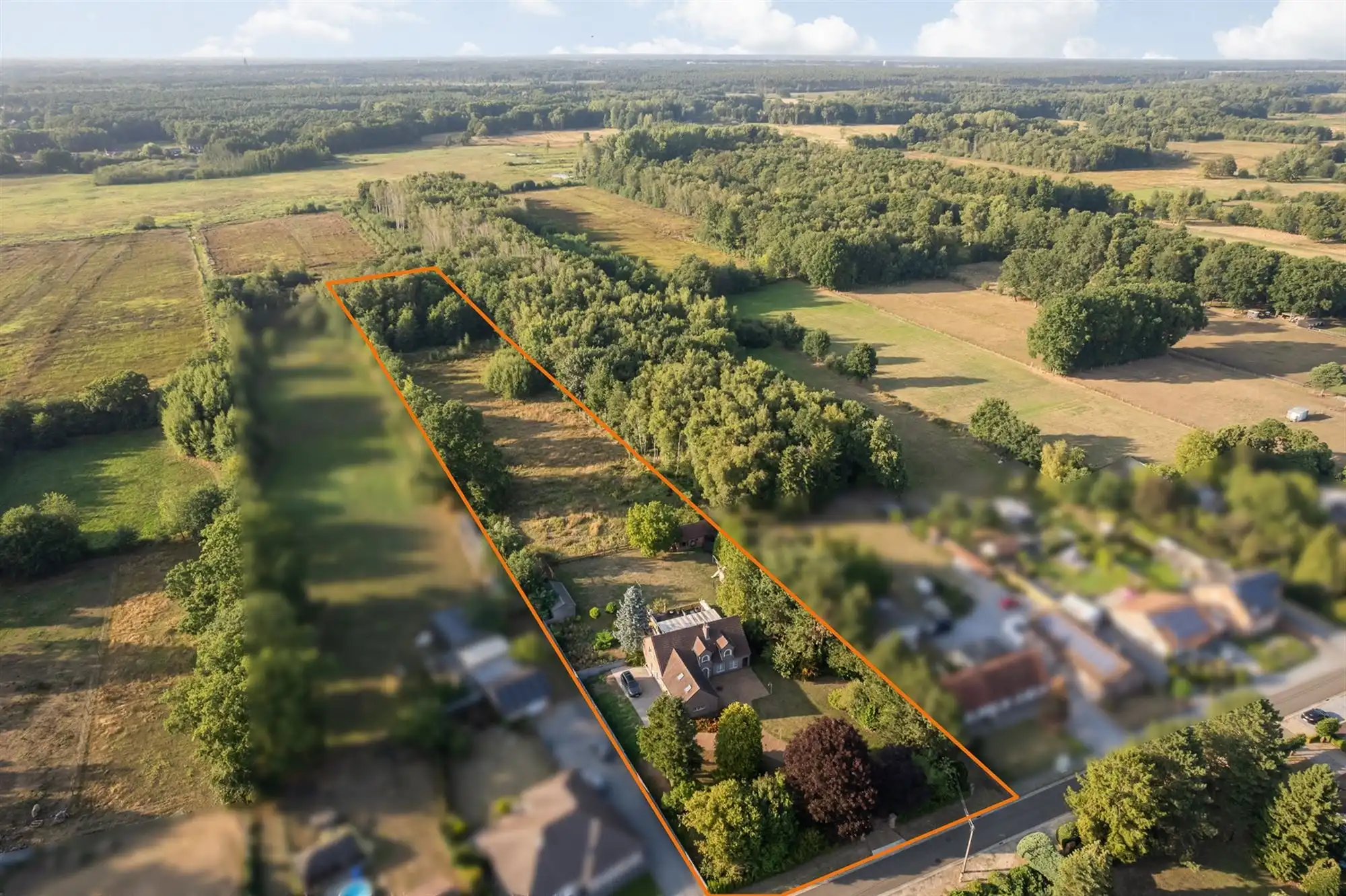 PERFECT ONDERHOUDEN WONING OP EEN PRACHTIG PERCEEL VAN 1,3 HECTARE IN KOERSEL foto 43