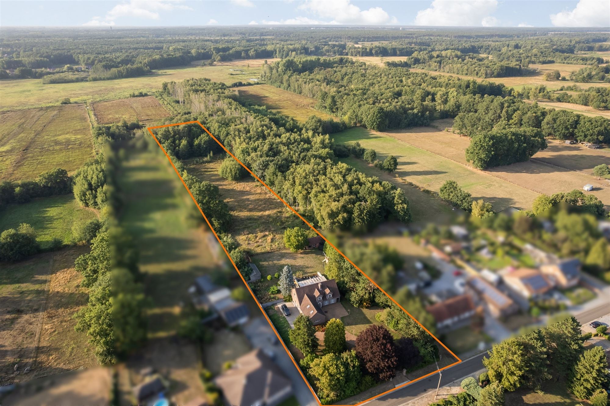 PERFECT ONDERHOUDEN WONING OP EEN PRACHTIG PERCEEL VAN 1,3 HECTARE IN KOERSEL foto 43