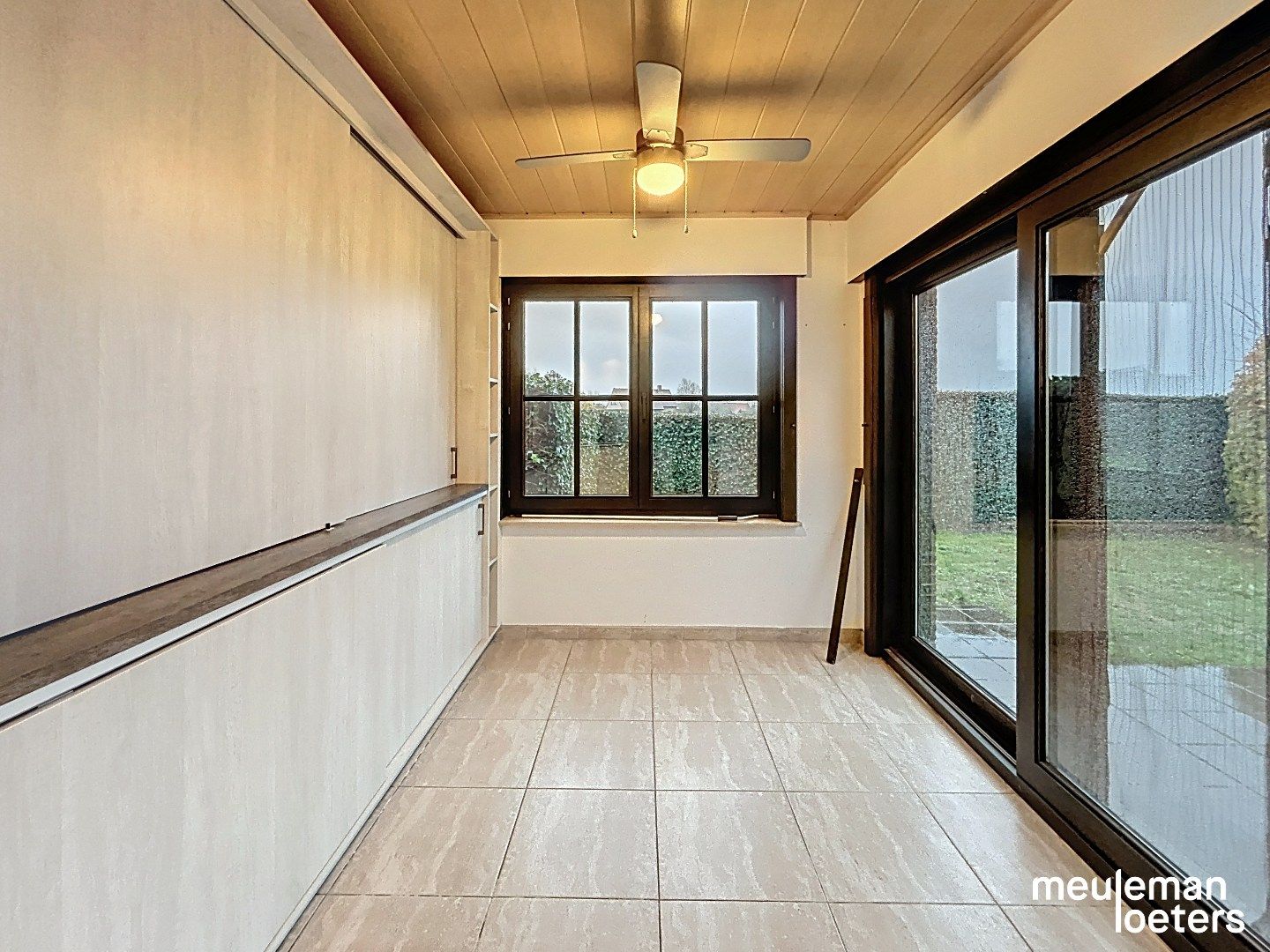 Rustig gelegen woning met garage foto 10