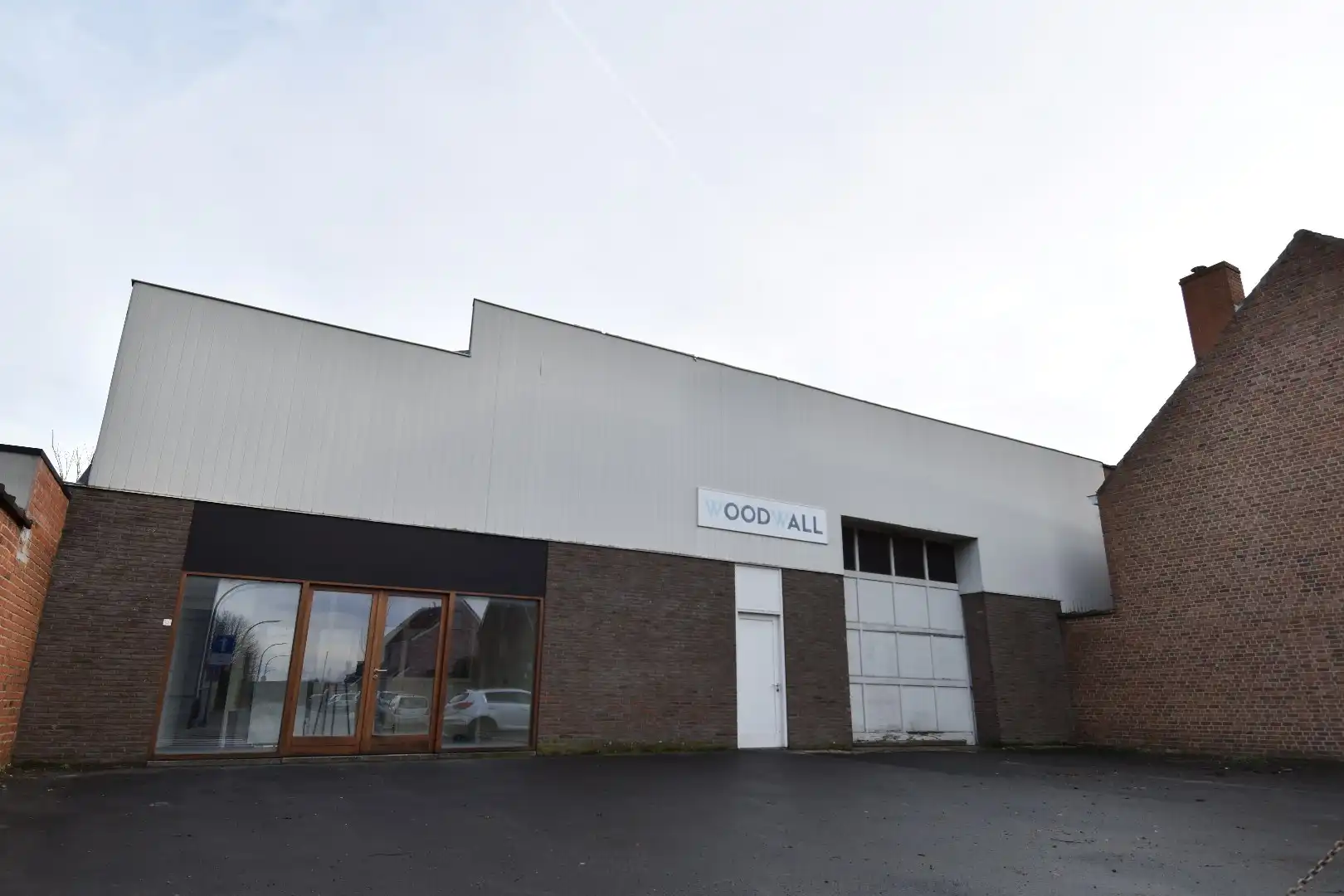 Ruime opslag- en bedrijfsruimte van 891 m² te koop op toplocatie in Kortrijk (Bissegem) foto 6