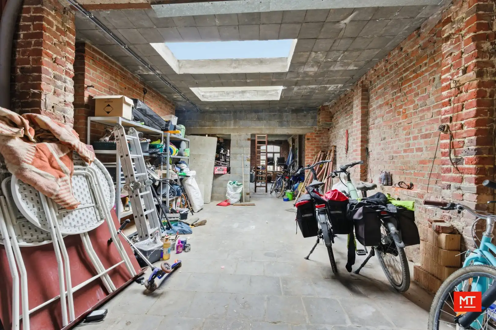 Bijzonder ruime woning met atelier in het centrum Zonnebeke foto 20
