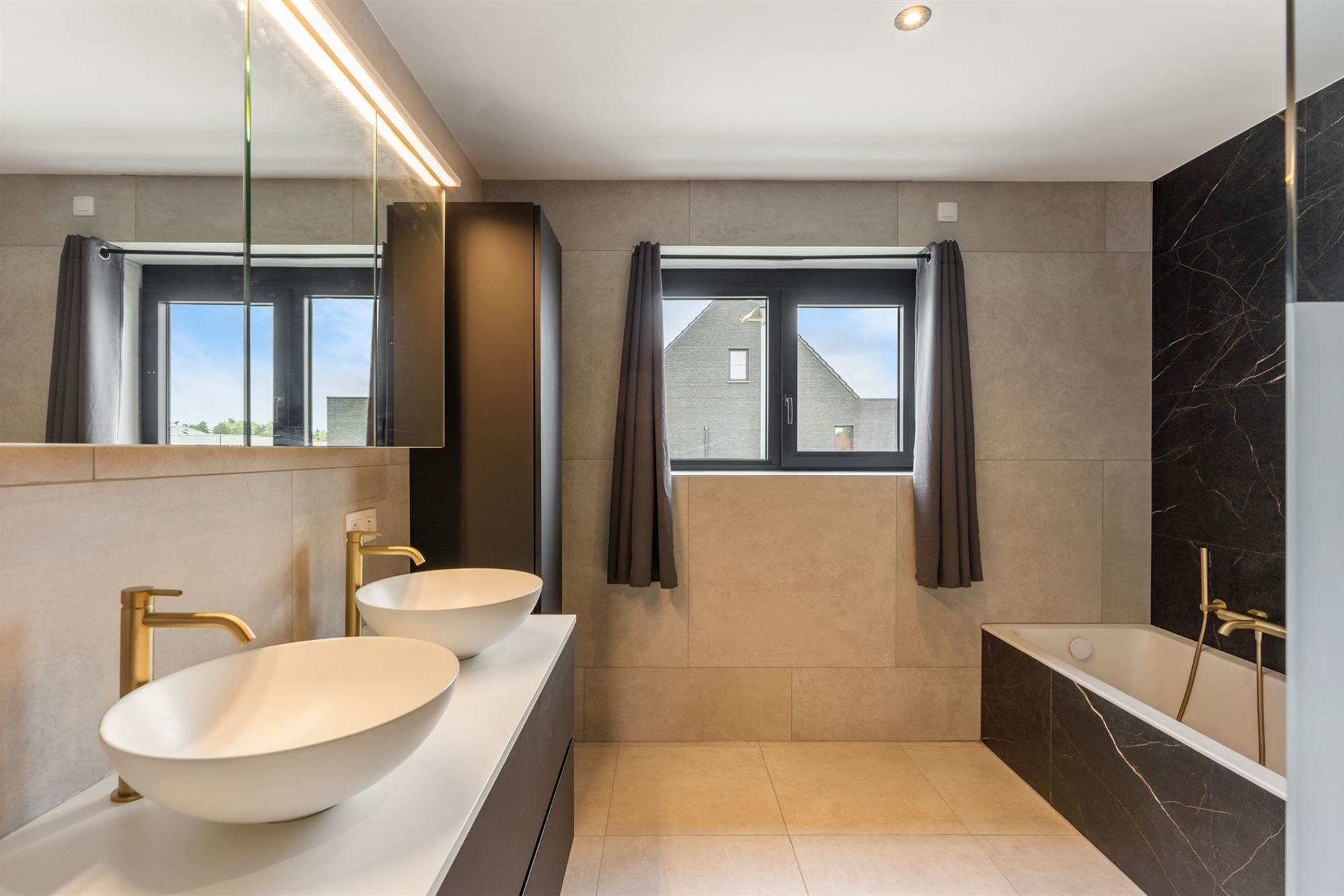 ENERGIEZUINIGE, KWALITATIEVE NIEUWBOUWWONING TE BALEN VERKOOP ONDER REGISTRATIE foto 3