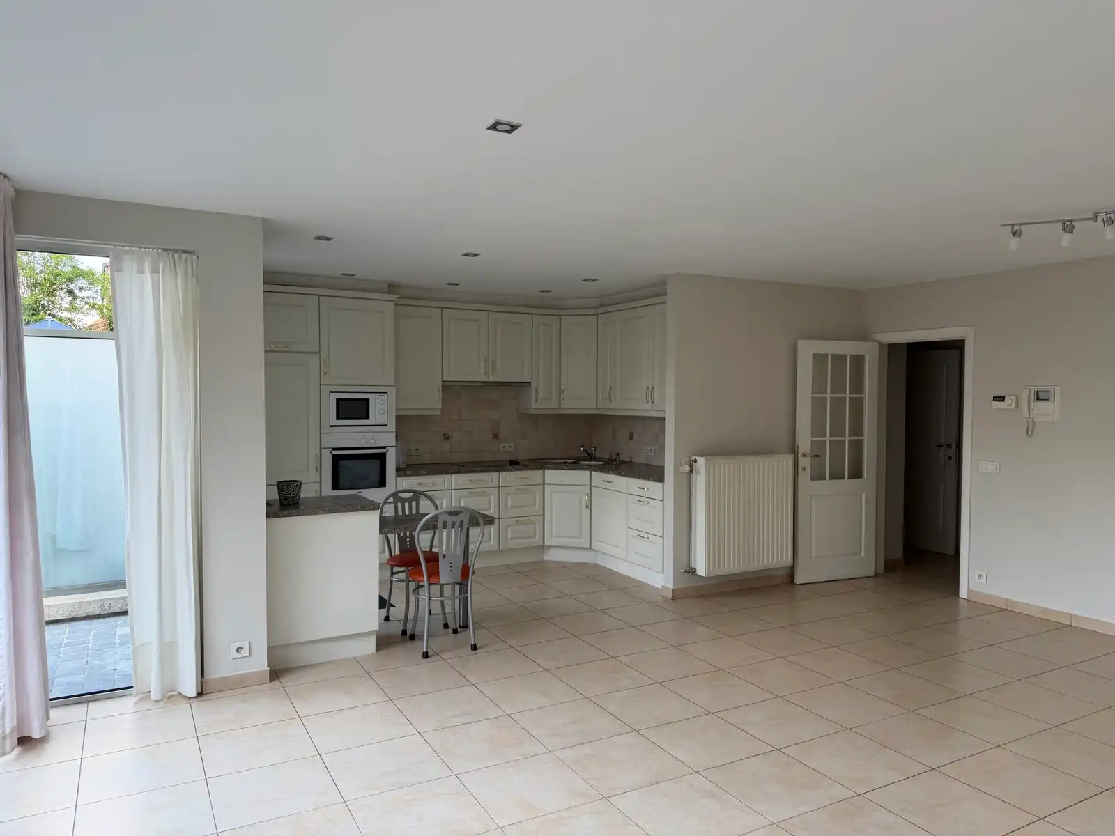 Appartement te huur foto 2